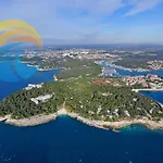 Veli Vrh 2208 3* Pula