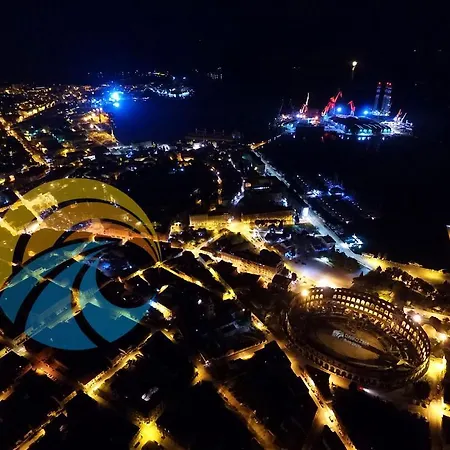 Veli Vrh 2208 3* 풀라