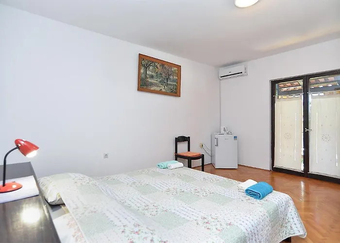 Casa de hóspedes Veli Vrh 2208