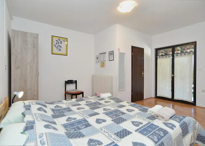 Veli Vrh 2208 Guest house 3*