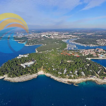 Veli Vrh 2208 * Pula