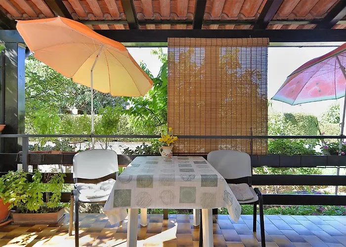 Veli Vrh 2208 Pensionat 3*